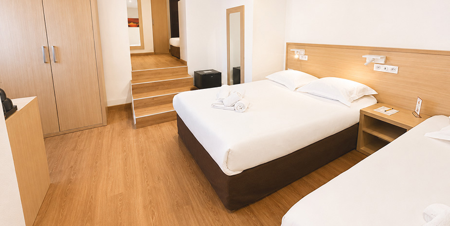 Room quintuple