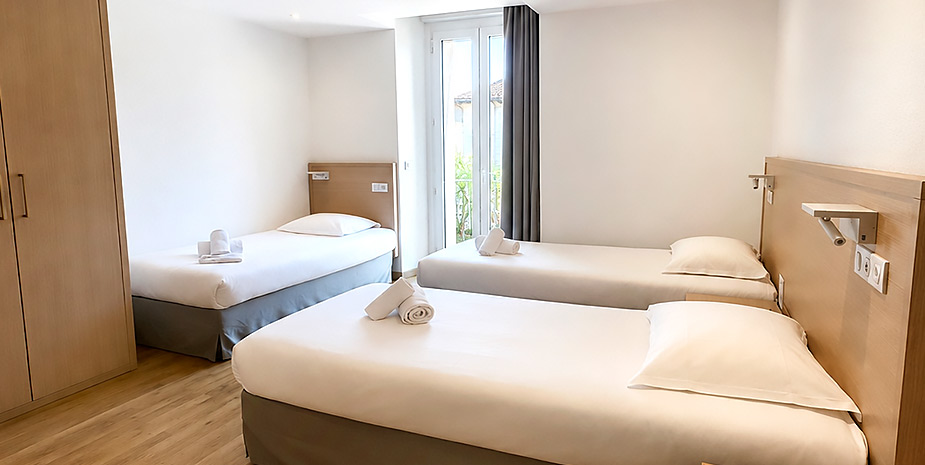 Room triple