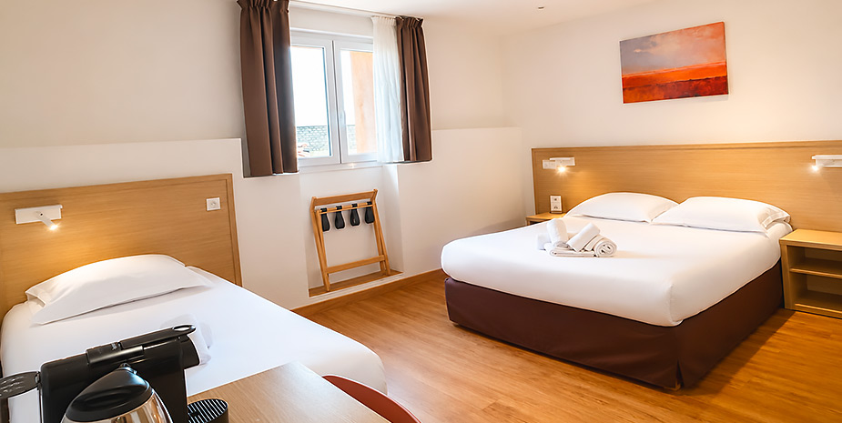 Room triple