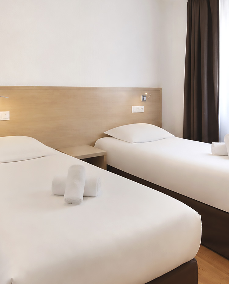 Twin Essential room